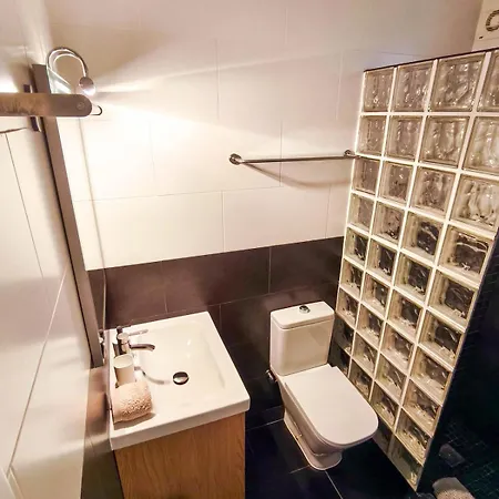 Marie, 8 Pers, Zone, Private Holiday home Vilobi D'onyar
