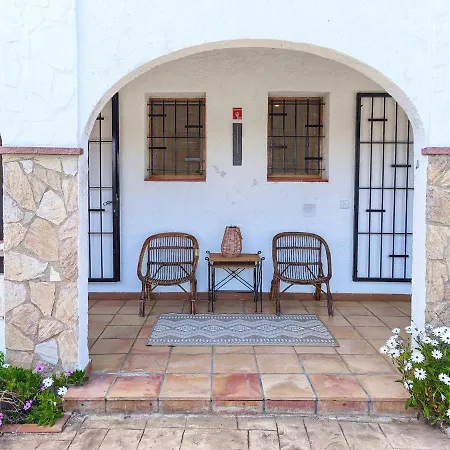 Holiday home Marie, 8 Pers, Zone, Private Vilobi D'onyar