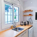 Holiday home Marie, 8 Pers, Zone, Private Vilobi D'onyar