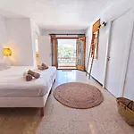 Marie, 8 Pers, Zone, Private Holiday home Vilobi D'onyar