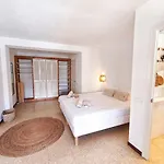 Marie, 8 Pers, Zone, Private Vilobi D'onyar