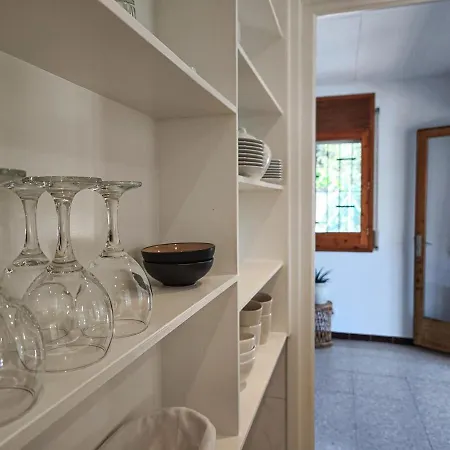Marie, 8 Pers, Zone, Private * Vilobi D'onyar