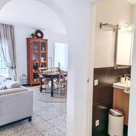 Marie, 8 Pers, Zone, Private * Vilobi D'onyar